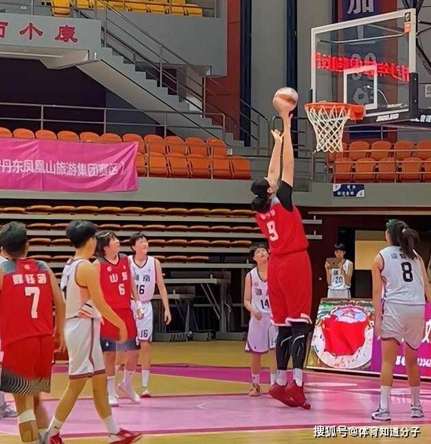 怀斯曼迎赛季第21场比赛 终于取得个人赛季首胜NBA常规赛，活塞在主场以129-127险胜猛龙，结束28连败。